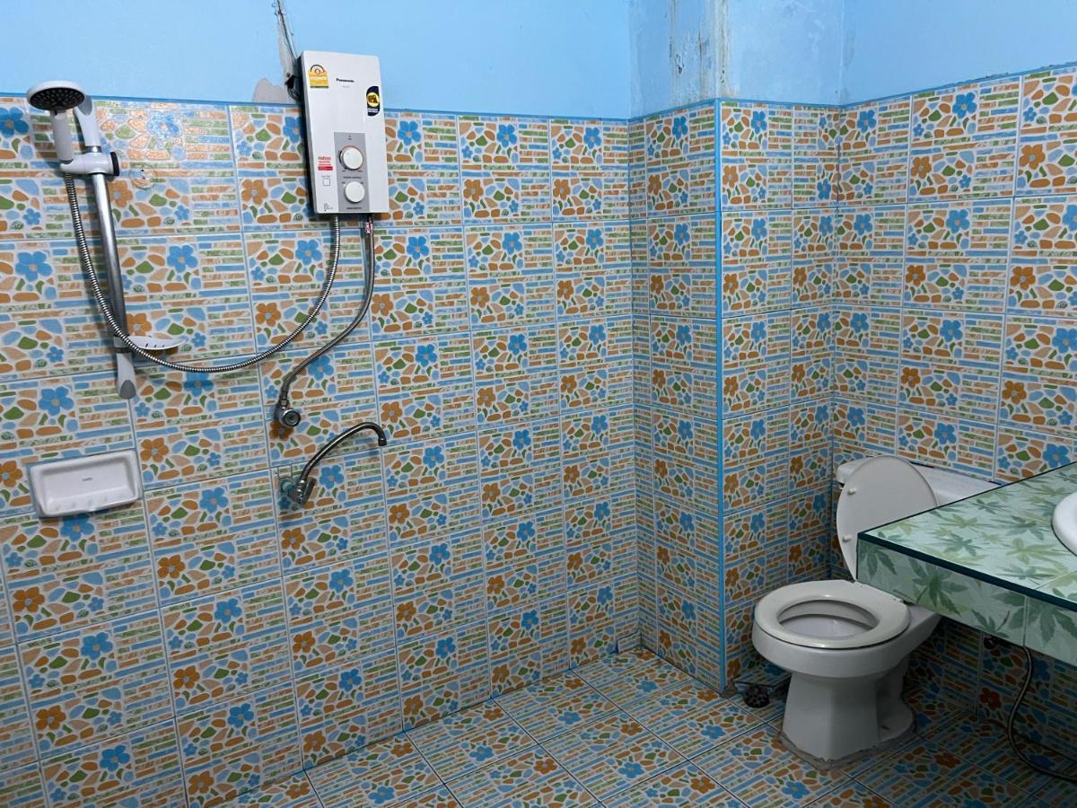 Yuri Guesthouse Jomtien Beach Dış mekan fotoğraf